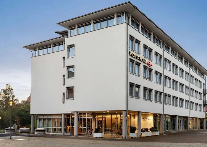 Vienna House Easy By Wyndham 4*