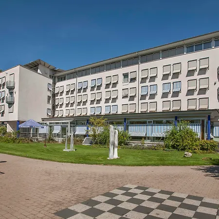 Hotel Vienna House Easy 4*