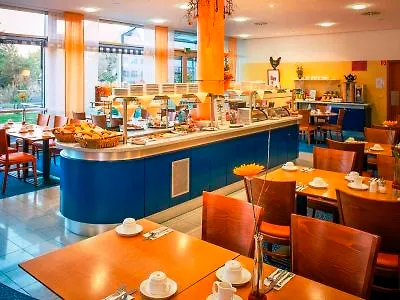 Hotel Vienna House Easy By Wyndham 4*