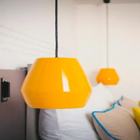 Vienna House Easy Hotel 4*