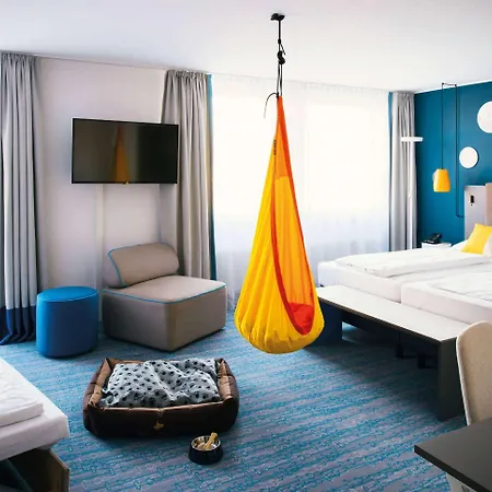 Vienna House Easy By Wyndham 4*