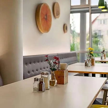 Vienna House Easy By Wyndham מלון 4*