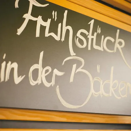 Vienna House Easy By Wyndham 4*